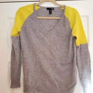 Bloomindale Aqua Cashmere V-Neck sweater S gray and chartreuse